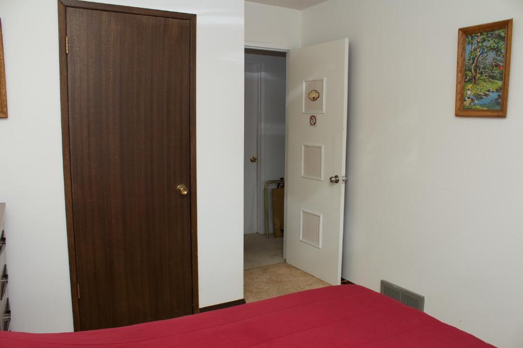 Cozy Nest Bed & Breakfast YYC Cameră foto