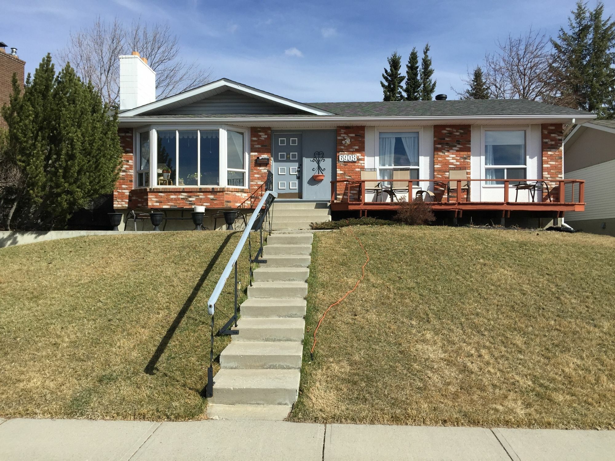 Cozy Nest Bed & Breakfast YYC Exterior foto